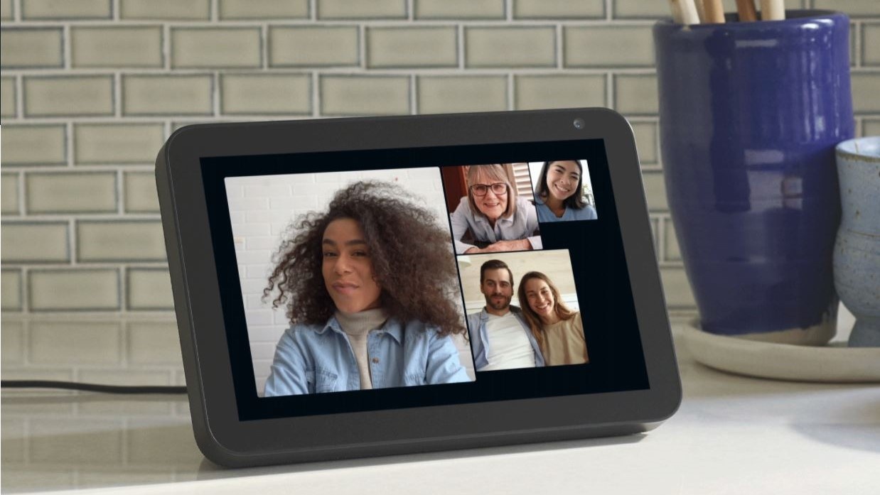 Learn How to Use Zoom on an Echo Show